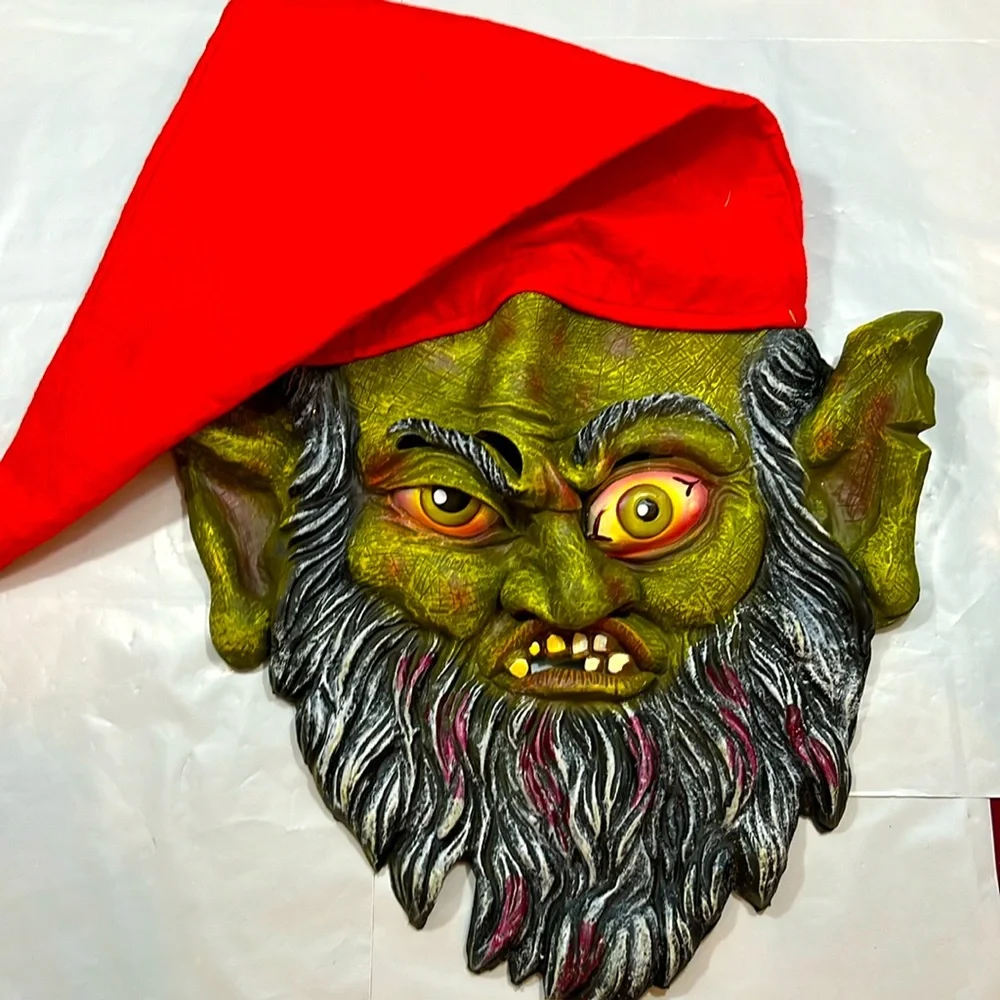 SCARY FACE horror mask GREEN GARDEN Gnome beard RED POINTY HAT Halloween monster